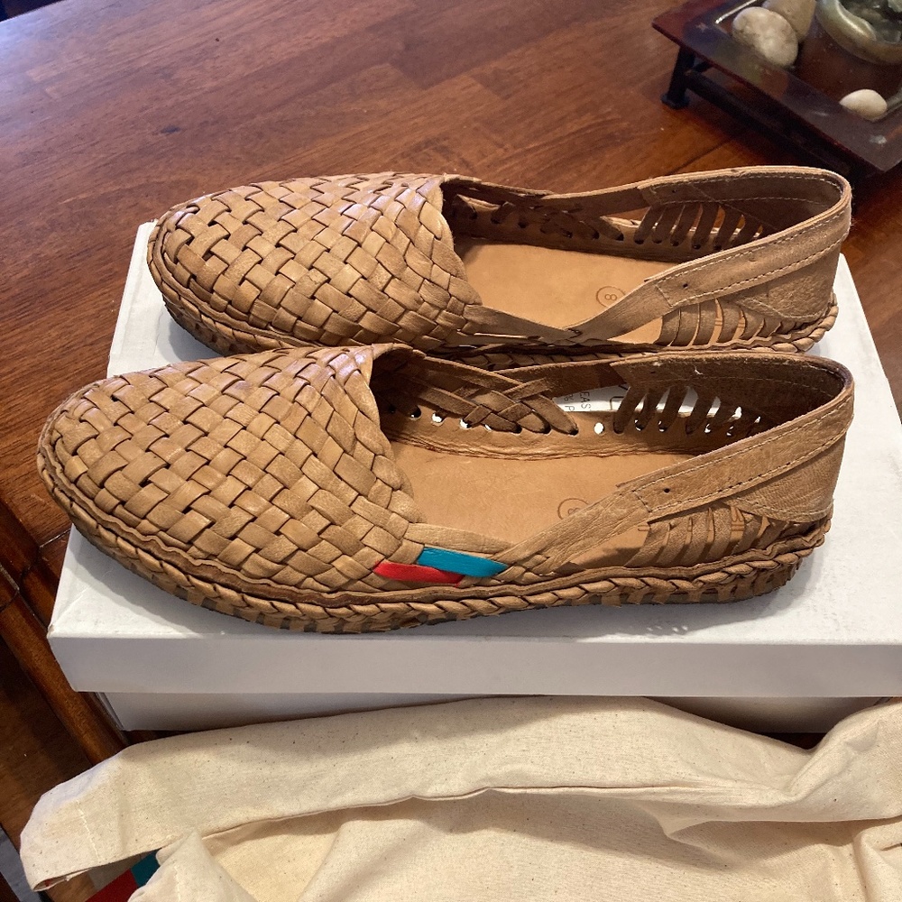 Mohinders Woven Shoe